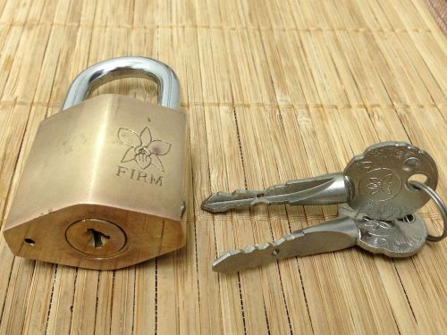 15-Pin FIRM-Twayblade, &#034;T Keyway&#034; Brass padlock with 2 Awesome *Original Keys*