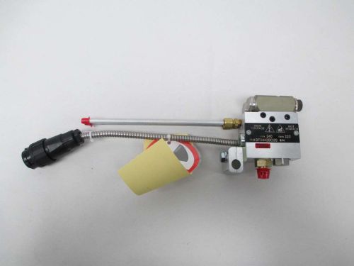 NEW ITW DYNATEC BF0442BD2S HOT MELT APPLICATOR HEAD 240V-AC D379602