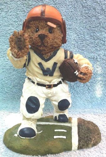 THE WINDSOR BEARS of CRANBURY COMMONS - DAN &#034;LET&#039;S PLAY&#034; FIGURINE 1998