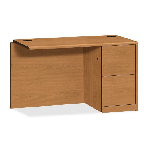 The Hon Company HON10711RCC 10700 Series Prestigious Harvest Laminate Desking