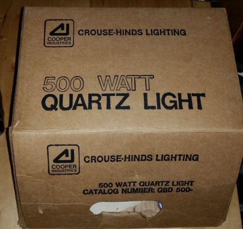 New &#039;83 CROUSE HINDS &#034;QBD-500&#034; Watt industrial floodlight NIB 1983 Quartz