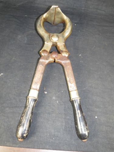 Cast Iron Castrator 15&#034; Emasculator Veterinary Tool Castration Bull Hog,Farm Old