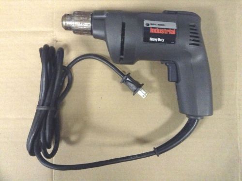 Black &amp; Decker Industrial Holgun 3/8 Inch VSR Drill 2600