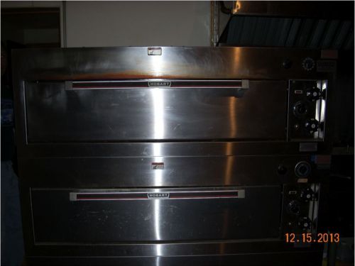 Nice 2-deck, hobart baking oven with stones. hobart pizza oven for sale