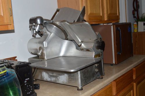 12&#034; GLOBE AUTOMATIC OR MANUAL SLICER MODEL 710