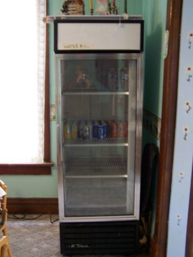 BEVERAGE COOLER SINGLE GLASS DOOR  Restaurant&amp; Catering