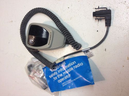 Motorola Spectra Two Way Radio Microphone HMN 1080A w/install kit