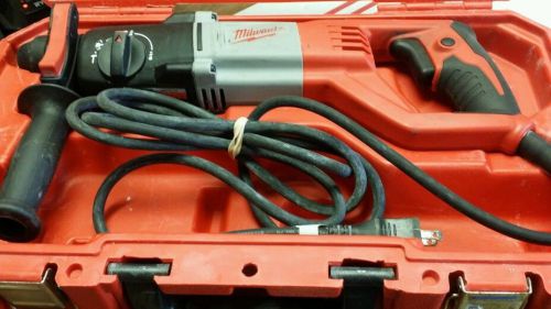 Used Milwaukee 5262-21, 7/8&#034; SDS Rotary Hammerdrill kit.