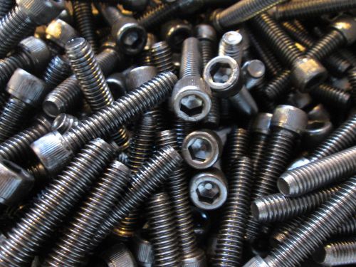 M6 X 40MM METRIC SOCKET HEAD CAP SCREW GRADE 12.9 (200 PCS.)