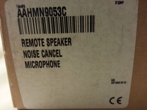 Motorola Noise-Cancelling Remote Speaker Microphone #AAHMN9053C New Opened Box
