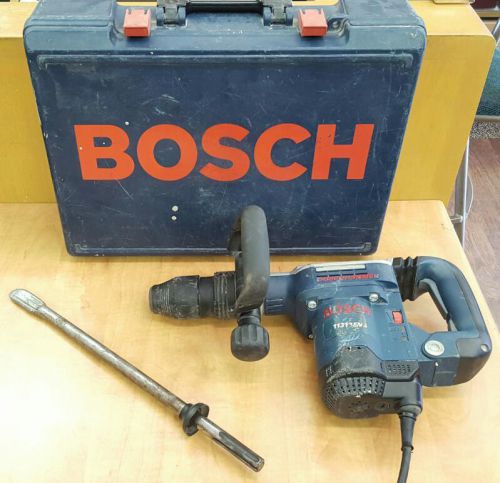 BOSCH DEMOLITION HAMMER 11318EVS W/1 BIT &amp; CASE. (PB1003036)