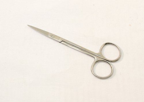 LastWorld 4.5&#034; Iris Scissors Sharp and Good Quality