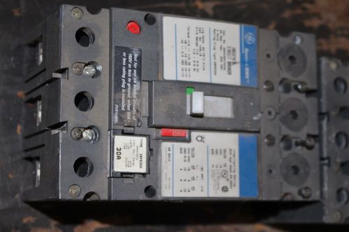 GE SPECTRA CIRCUIT BREAKER 30 AMP 30A SEDA36AT0030