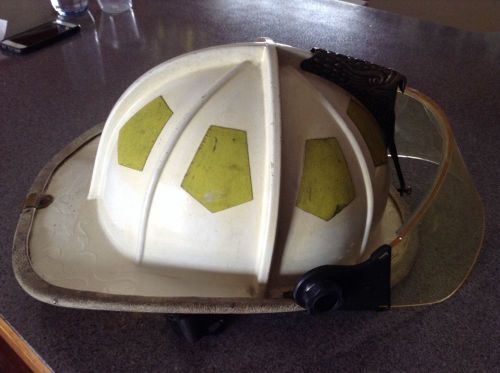 bullard ust white fire helmet