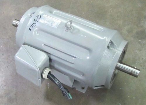 TOSHIBA 18.5KW (24.8 HP) 200V 1740 TIKK DCKL21 U 160L 3PH 42mm DUAL SHAFT MOTOR