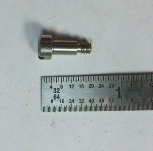 STAINLESS STEEL SS Shoulder Screw  8-32 THREAD , 3/16&#034; SHOULDER