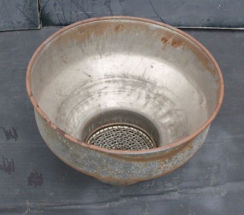 Vintage 12 1/2&#034; Galvanized Farm Milk Strainer Cattle Goats Dairy