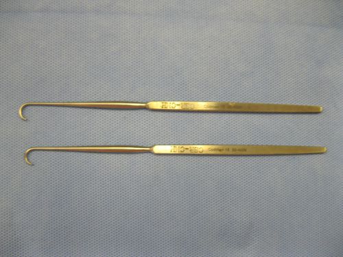 Lot of 2 Codman Hooks / Retractors  50-4028