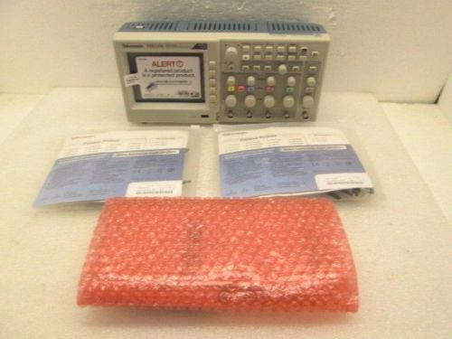 NEW Tektronix TBS1104 Digital Storage Oscilloscope w/ 2x TPP020X Probes