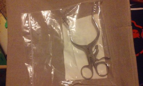 UNUSED GRIESHABER Weitlaner Mastoid Retractor 3 x 4 Blunt Teeth