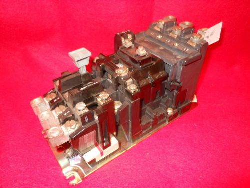 Allen Bradley Motor Starter w/ Overload AC Contactor Aux Contact  NO RESERVE!