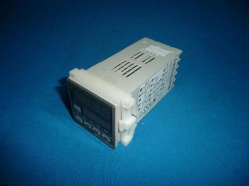 Yamatake SDC10 C10TODTA0100 Temperature Controller