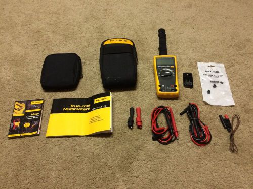 Fluke 179 True RMS multimeter, 80BK probe, H80M holster, C125 soft case NEW!!