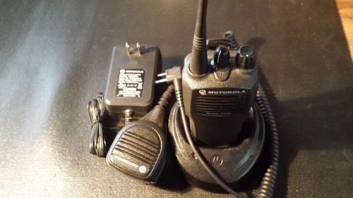 Motorola radius cp200 uhf two way radio for sale