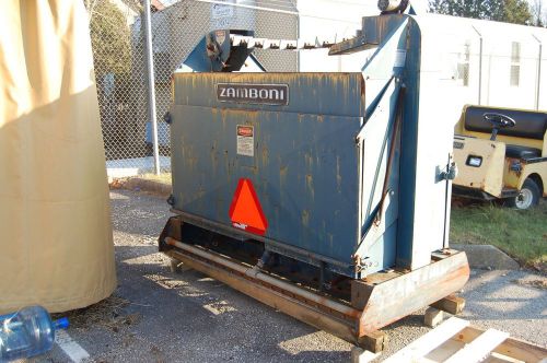 Zamboni Ice Resurfacer