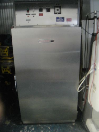 GRUENBERG  CG65V240SS OVEN - LAB