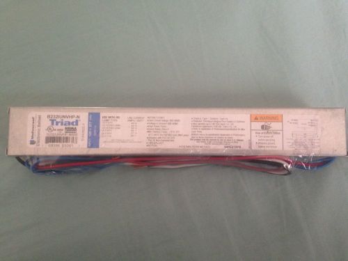 UNIVERSAL™ TRIAD B232IUNVHP-N ELECTRONIC BALLAST FOR (2) F32T8 LAMP 120/277 VAC