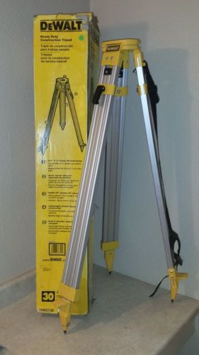 DEWALT Heavy Duty Construction Tripod DW0736 5/8-Inch 11-Threaded Flat Head