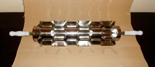 MOLINE HEXAGON 6 BISCUIT WIDE CUTTER ROLLER BISMARK 3.25&#034;  **NEVER USED**