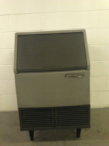Scotsman SCE170A-1A Under Counter Ice maker and Bin