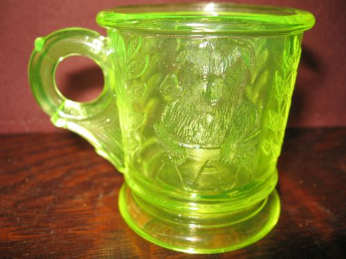 Vaseline uranium glass childs mug cup teddy bear kitten cat pattern children art