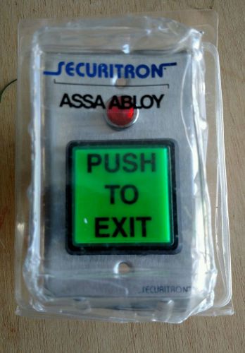 Securitron PB22 Momentary Illuminated 2&#034; Square Push Button, 4.5&#034; x 2.75&#034;