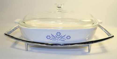 Vintage Corning Ware P10 10&#034; Casserole with Lib and Metal Rack Cornflower Blue