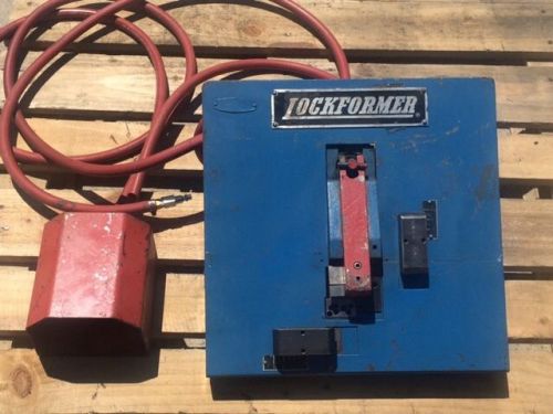 Lockformer Air Operated Corner Notcher. Pexto Tennsmith