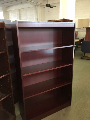 BOOKCASE in MAHOGANY COLOR VENEER 60&#034;H