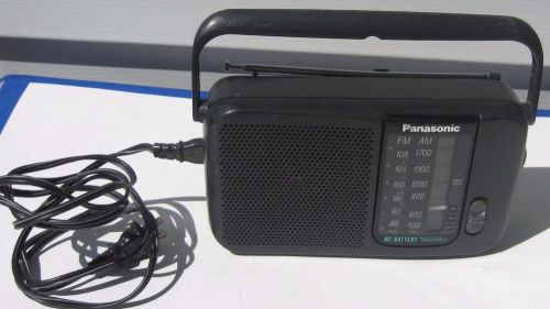 PANASONIC RADIO F.M,PLUG &amp; AC-BATTERY,BUILT-IN AC TRANSFORMER,WORK&#039;S