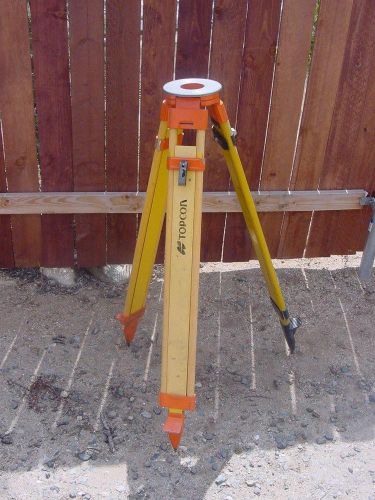 TOPCON HEAVY DUTY SURVEYING WOOD TRIPOD #