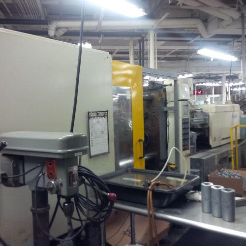 2001 WELLTEC 385-TON PLASTIC INJECTION MOLDING MACHINE