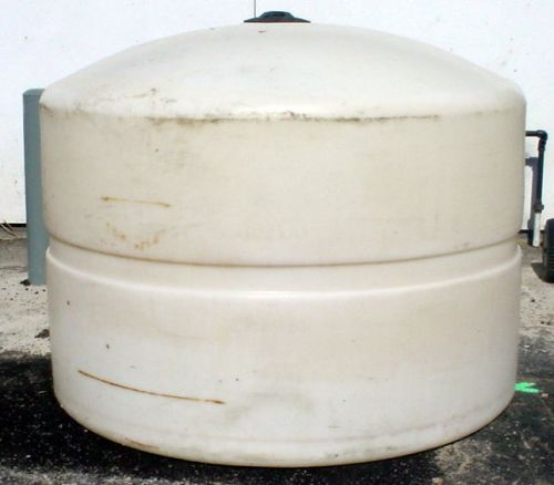 625 gallon plastic water/liquid tank AceRoto-Mold. Div.of Den Hartog Ind.USED