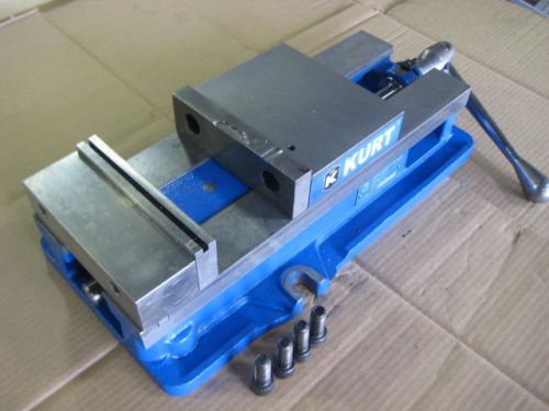 Kurt D688 AngLock Machine Vise ----Hard Jaws &amp; MIll Stop