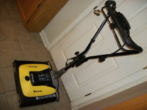 KARCHER TORNADO  BR VS 400 FLOOR MACHINE W/ 2- BRUSHES TILE CARPET