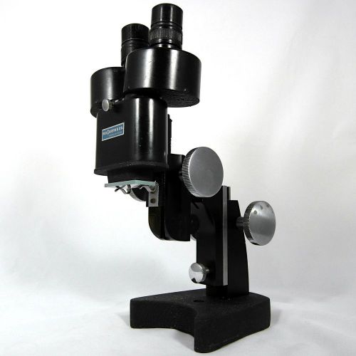 Ao no27 vintage stereo microscope-dual rack &amp; pinion focusing &amp; glass protector for sale