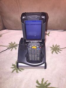 MOTOROLA MC9090-G HANDHELD TERMINAL BAR CODE SCANNER w/ CHARGER (GFOHJFFA6WR)