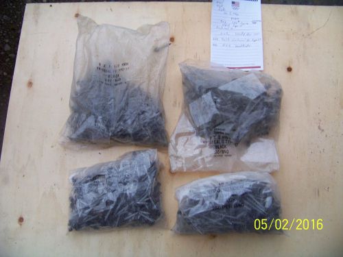 (900) BLACK  METAL BUILDING ROOFING SCREWS