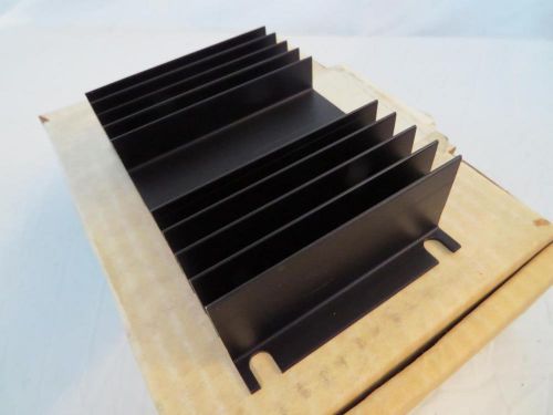 Black Anodized Alunimum Heat Sink 4-3/4&#034; L x 3&#034;D  1-1/4&#034;H 1-1/4&#034; Channel ECG440A