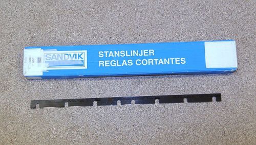 Sandvik 20 Inch 3pt Knife Dieflex Centre Bevel Cat# DC-874-3-20-Auto  Qty: 60